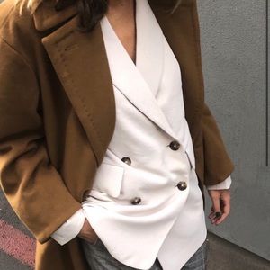 Aritzia Babaton Carolee Coat Size Small Camel Sand Island